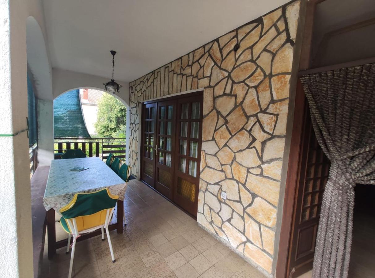 Family Apartment Near Beach บีโอกราดนาโมรู ภายนอก รูปภาพ