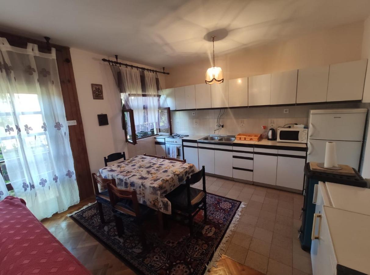 Family Apartment Near Beach บีโอกราดนาโมรู ภายนอก รูปภาพ